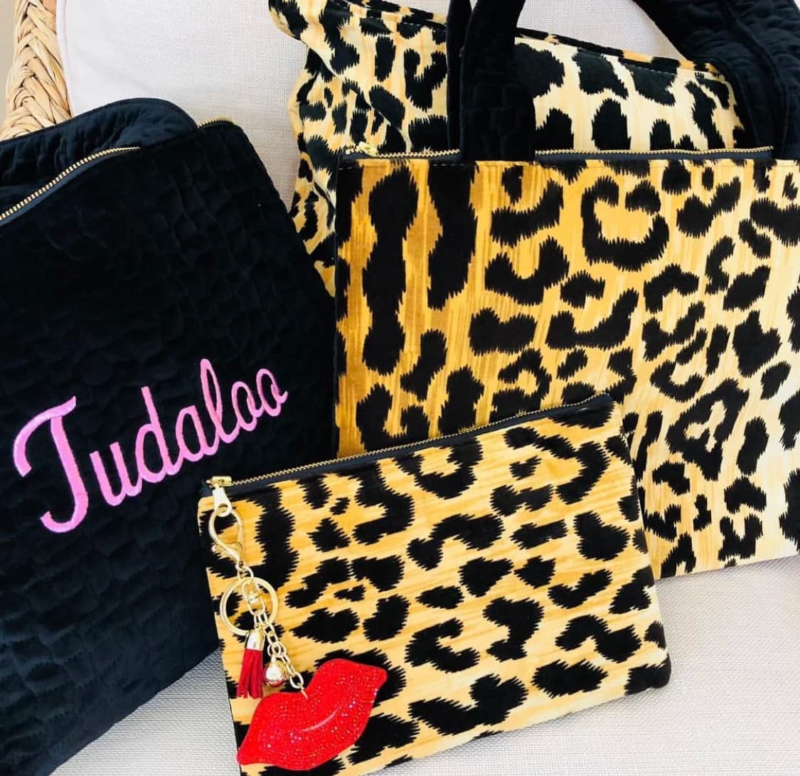 Tudaloo leopard print pool tote